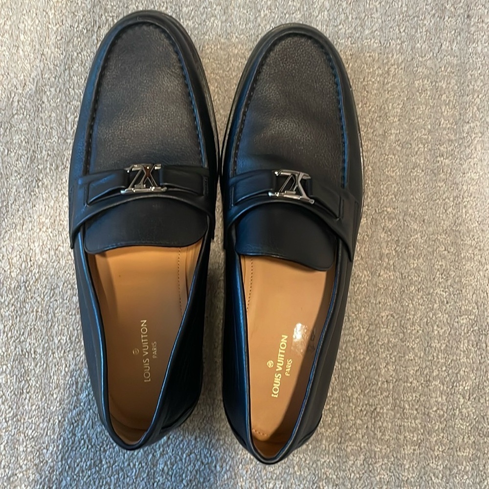 Louis Vuitton Men’s Black Leather Loafer Dress Shoes with LV Logo Size 10